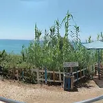 Sunsea Karaoz - Sulo Hotel