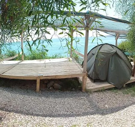 Sunsea Karaoz - Sulo Campsite
